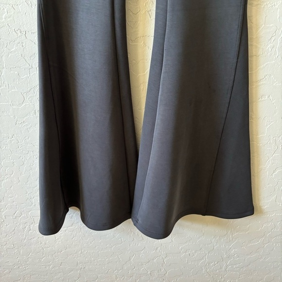 Chelsea & Violet Charcoal High Waist Extra Flare Bell Bottom Pants Festival XS - Picture 6 of 14